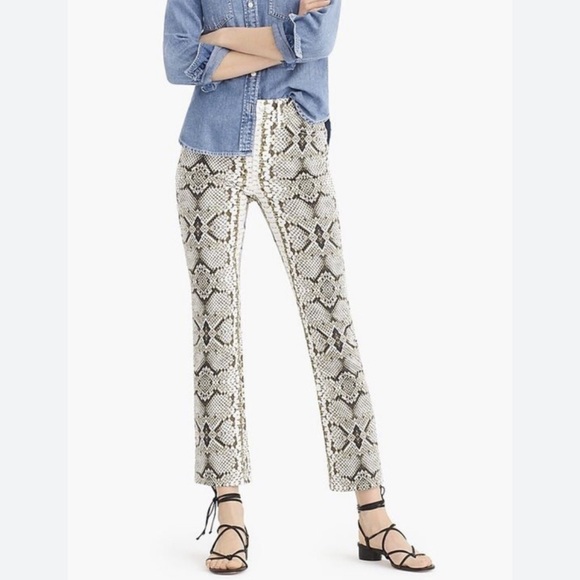 J. Crew Pants - NWT J. Crew kick out crop pant in snakeskin sz 32